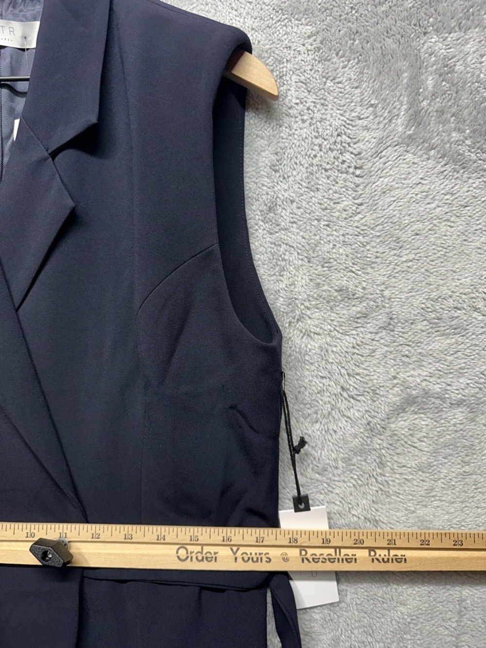 ASTR The Label Midnight Navy Pleated Blazer Dress Sleeveless Wrap Size L NWT - Picture 7 of 11